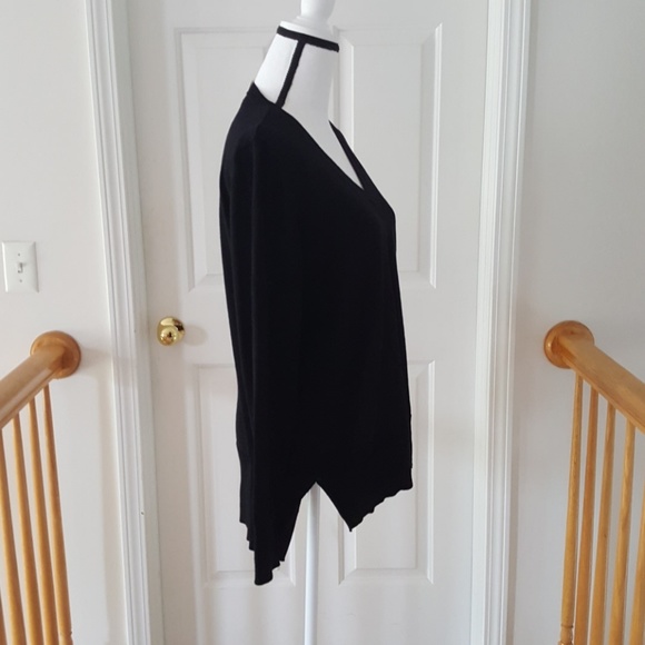 23:08 - Maison Jules V- Neck Tunic Sweater - Picture 2 of 8